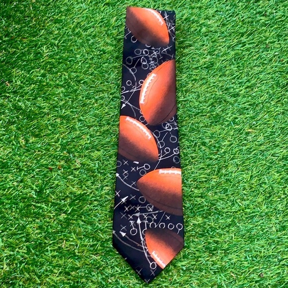 Y2K Ralph Marlin Vintage Football Pattern Men’s Dress Tie Super Bowl Party Coach - Picture 1 of 7